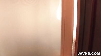 Sensual oral in the shower along nude Yua Ariga