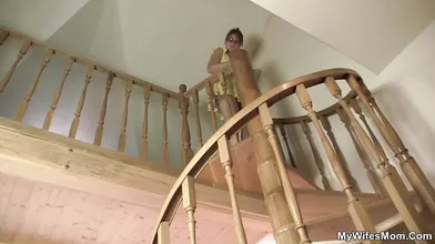 Finding  toying horny pussy