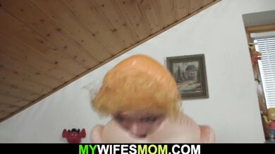 My girlfriends mom helps me cum