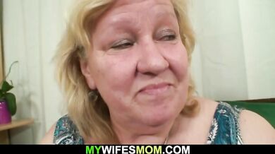 Young dude fucks busty chubby-faced grandmother
