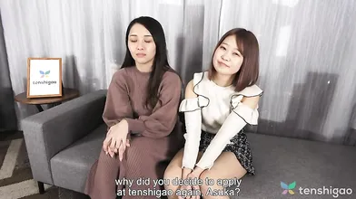 Horny lounge girls, Mio Yoshikawa and Asuka Suzumura in a lesbian show