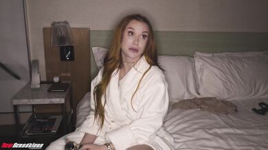 Lindsay Lee Keeps Her Guest Madison Morgan Satisfied