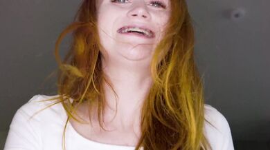 Southern redhead Scarlet Skies gets creampied