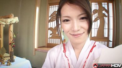 Kimono Lady Anna Kirishima is a real japanese beauty