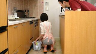 Slender cleaning lady, Hinata Hyuga is always in the mood to do her