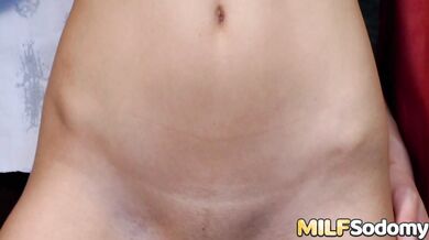 Gorgeous MILF Kristy Lust does anal sex