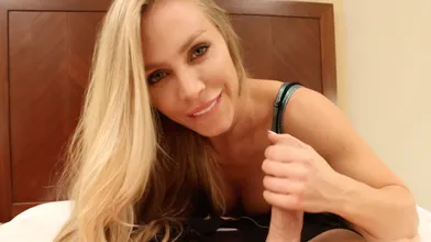 POV Blow Job with great eye contact with Nicole Aniston