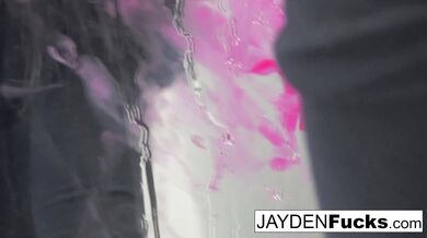Jayden Decides To Play With Her Amazing Pussy