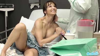 Sexo En Público En El Hospital, Milf Flash BF Corrida Le Hice Una Paja Y Se Corre En Mis Tetas