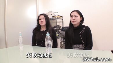 JAVHUB Japanese girl and her stepmother share a cock
