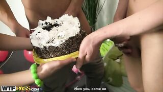 Hot college blowjob and birthday cake