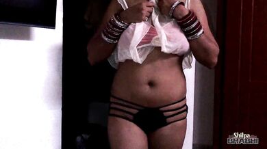 Horny Shilpa Bhabhi Lingerie