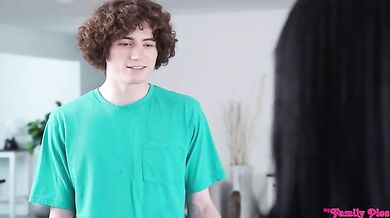 Magic Ball Says You Want To Fuck Your Stepsister - S35:E3
