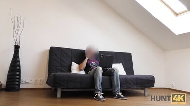 Tricky guy fucks for cash hot chick who needed accommodation