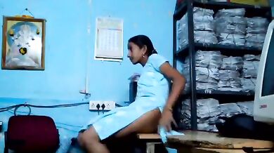 Tamil Cafe Girl