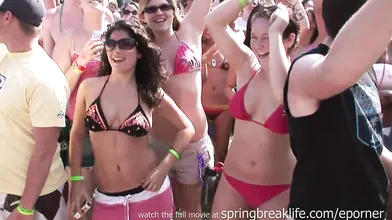 Bikni Beach Bash