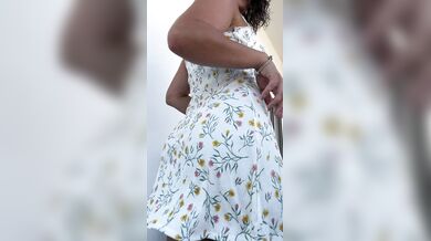 Sexy Wife Letting the Butt Cheeks Breathe