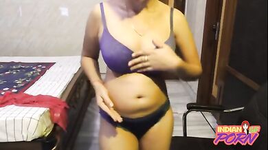 Indian GF In Blue Bra Showing Shaved Pussy On Webcam