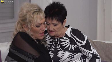 Two naughty mature lsuts go lesbian