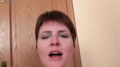 Naughty housewife taking it up the ass