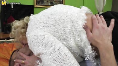 Naughty mature lady fucking and sucking hard