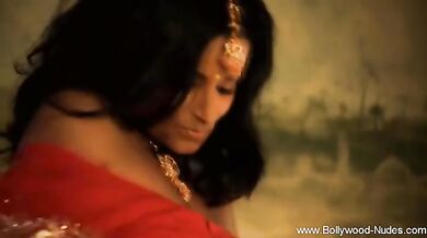 Sensual Love and Devotion From Asia