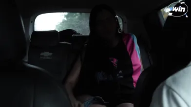 Bucaramanga taxi driver has naughty fuck-fest with pregnant chick in car, filmed
