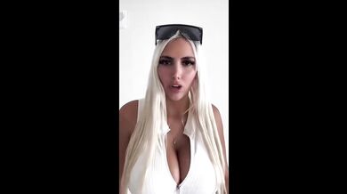 Busty MILF