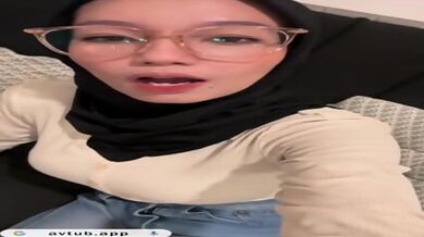 Beautiful Indonesian Hijab Girl