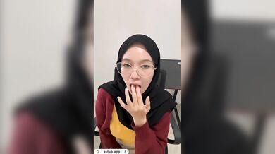Beautiful Indonesian Hijab Girl