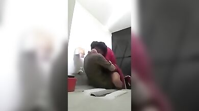 Indian Lovers Fucking At The Toilet