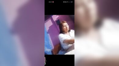 Nepali Aunty Prostitute Showing Big Boobs