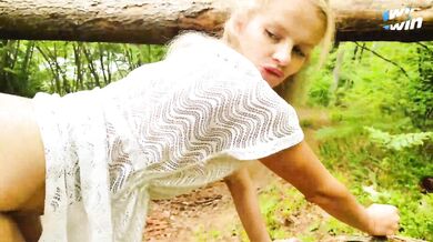 Naughty mummy gets lost on woods path and gets torn up rock hard by stranger.