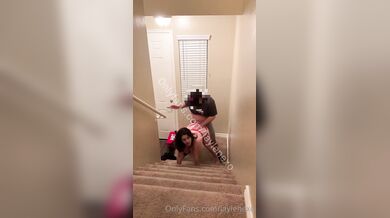 Seducing Pizza Delivery Guy