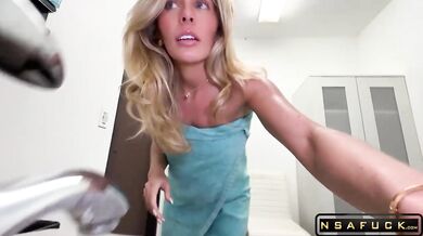 BustyCoed Bonnie Blues Tight Pussy Stret