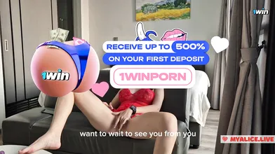 Fuckin' super-hot nymph with huge mounds and pointy nipples! Spread that cooch a
