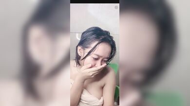 Bokep Live Mandi Rara ABG 19Yo Full Telanjang