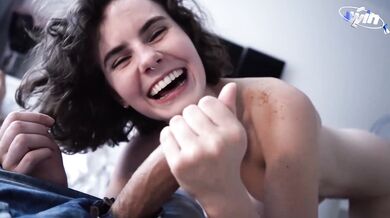 Sultry cleanser lass in hotel room gives the greatest bj ever! - XXX!