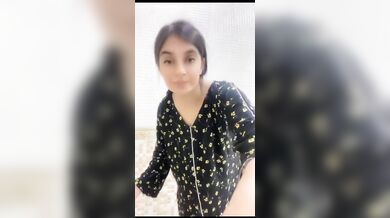 Cute girl showing pussy and fingering  and sent to bf