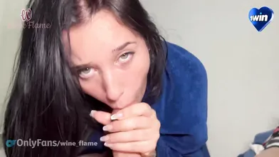 Blowjob fledgling couple's fat cock, super hot and crazy chick. Best xxx!