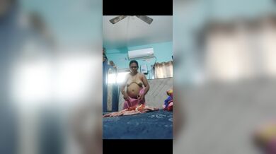 Tamil mom dress changing video