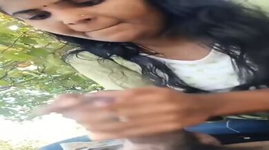 Mallu Couple Outdoor Blowjob