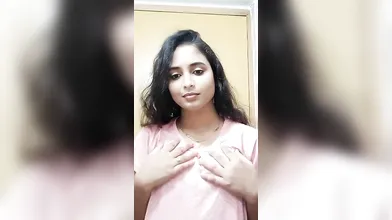 Gouthami reddy manthena sexy lanje removing bra & pressing boobs in bathroom✌