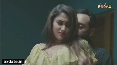 Pati Ko Nind Ki Goli Khila Kar Premi Ke Sath Sex