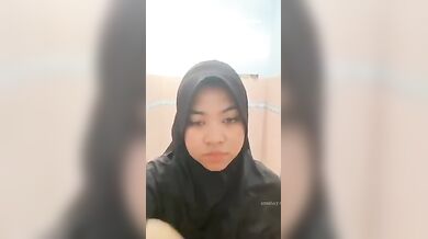 Jilbab tobrut beraksi