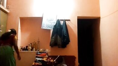 Tamil mom dress changing spy on her son