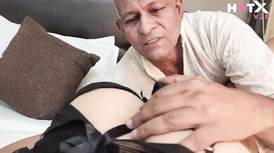 Indian Bahu Get Fucked In Her Tight Pussy By Old Sasur Ji During Daytime ( Hindi Audio )