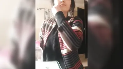 Desi Paki Cutie Leaks Her Own Dress-up Tease!✨