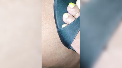 Sexy mom heeljon