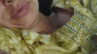 My mom clevage part 2